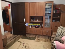 apartament-2-camere-cetate-zona-bulevard-finisat-si-mobilat-3